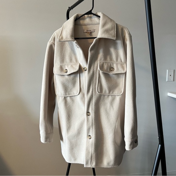 Oversized Sweater Jacket - Picture 2 of 6